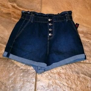 Ultra high waist paperbag shorts
